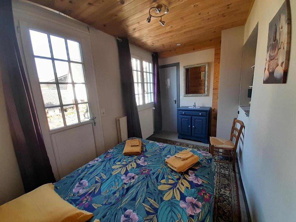 Chambres D'Hotes L'Oustal Олорон-Сен-Мари Екстериор снимка